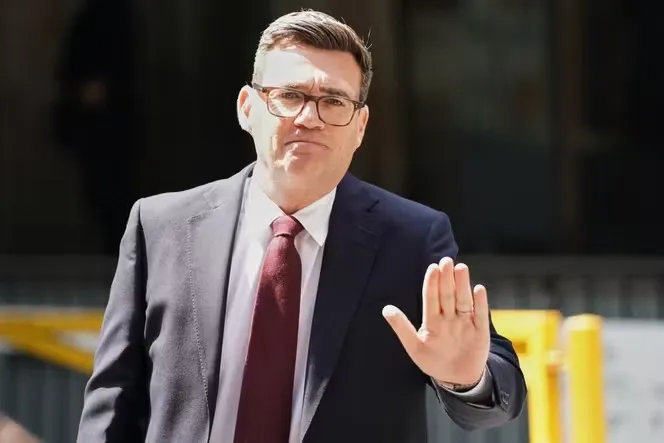 Andy Burnham: ଆଣ୍ଡି ବର୍ନହାମଙ୍କ ହାତକୁ ଯିବ ବ୍ରିଟେନର କ୍ଷମତା, ଲେବର ପାର୍ଟିର ମୁଖ୍ୟ ଭାବେ ନିଦ୍ୱର୍ନ୍ଦ୍ୱରେ ନିର୍ବାଚିତ