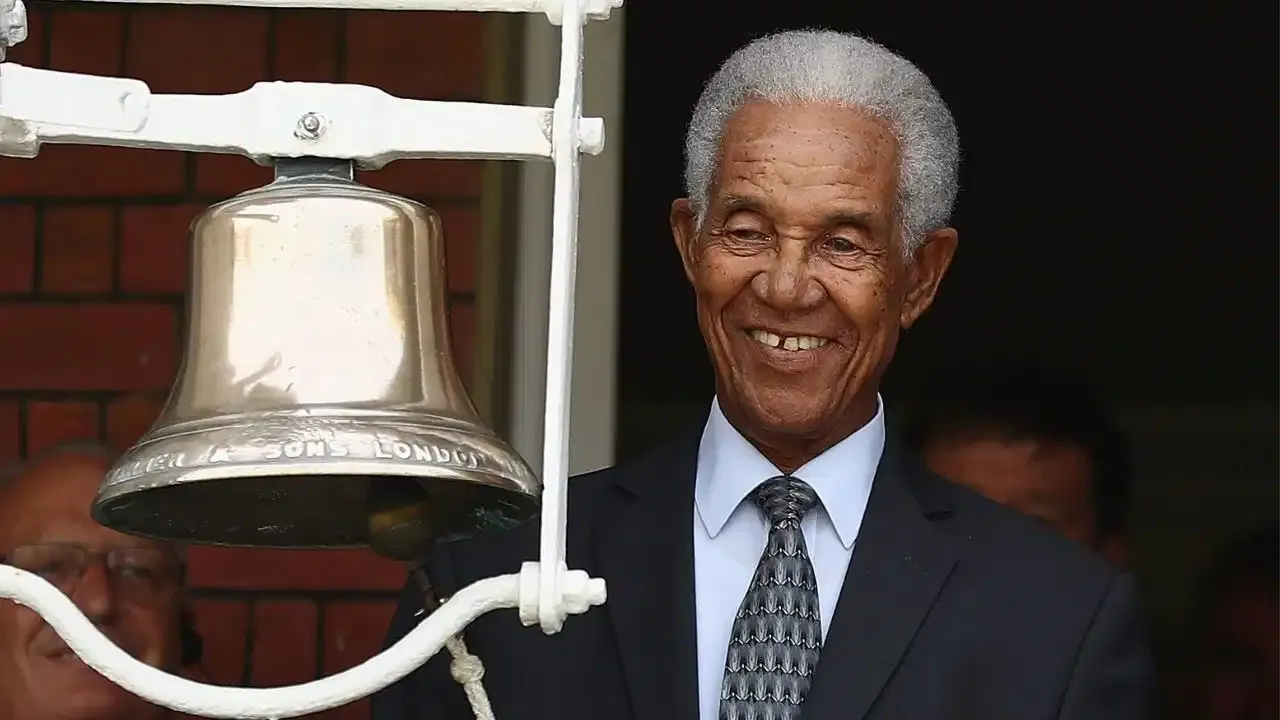 Garry Sobers: କ୍ରିକେଟ୍ ଜଗତରେ ଶୋକ; ଆଉ ନାହାନ୍ତି ସାର୍‌ ଗ୍ୟାରୀ ସୋବର୍ସ, ୧୦ ଦିନ ପରେ ପାଳିଥାନ୍ତେ ଜନ୍ମଦିନ