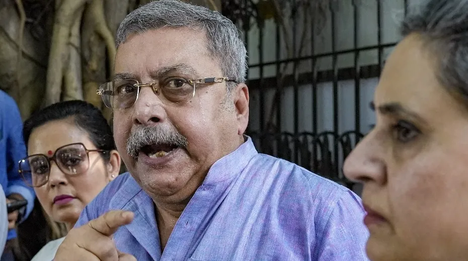 TMC MP Kalyan Banerjee Sparks Controversy With Remarks on Rebel Women MPs
