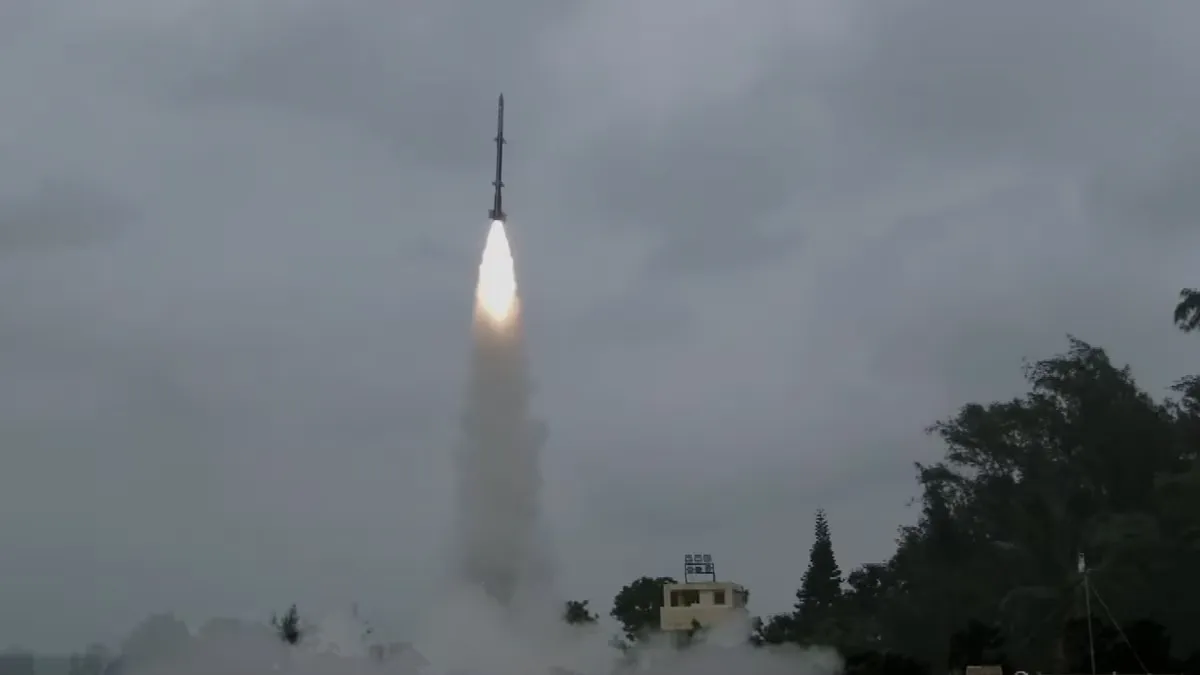 Kusha missile : ‘କୁଶ’ ମିସାଇଲର ସଫଳ ପରୀକ୍ଷଣ, ଆକାଶରେ ଧ୍ୱଂସ କରିବ ଶତ୍ରୁର ବିମାନ, କ୍ଷେପଣାସ୍ତ୍ର ଓ ଡ୍ରୋନ୍