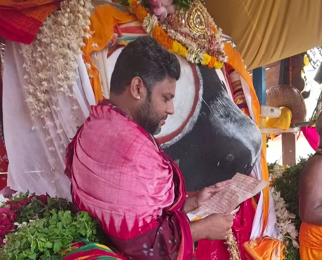 ଜଗନ୍ନାଥଙ୍କୁ ଭକ୍ତର ଚିଠି; ମହାପ୍ରଭୁଙ୍କ ଆଗରେ ଭକ୍ତର ବିନତୀ ପଢ଼ିଲେ ଦଇତାପତି