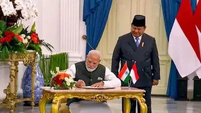 PM Modi Indonesia Visit: ଭାରତ-ଇଣ୍ଡୋନେସିଆ ମଧ୍ୟରେ ବ୍ରହ୍ମୋସ ଚୁକ୍ତି ଚୂଡ଼ାନ୍ତ, MoU ସ୍ୱାକ୍ଷର କଲେ ପିଏମ୍ ମୋଦୀ